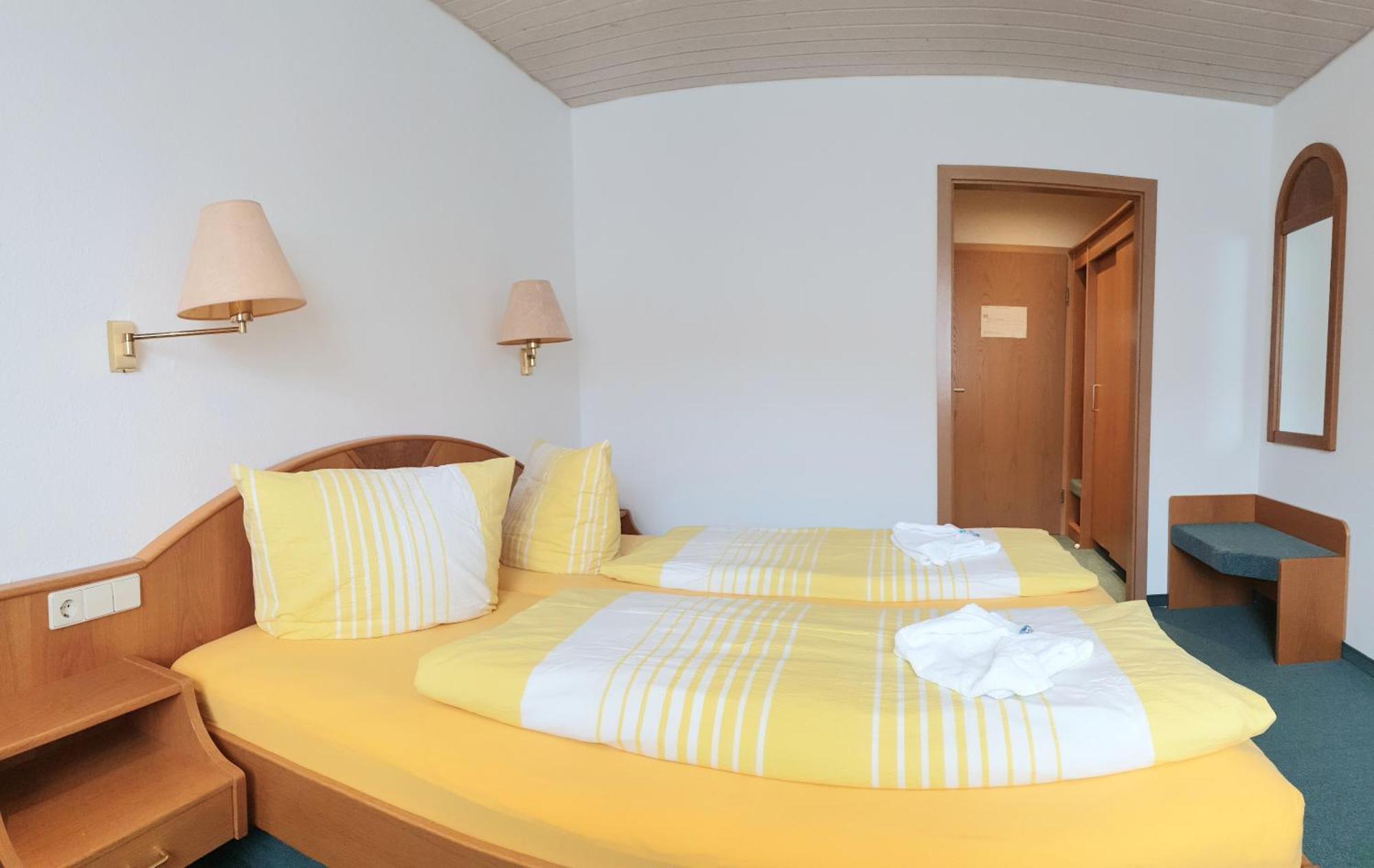 Garni Hotel Adler Post Baiersbronn Esterno foto
