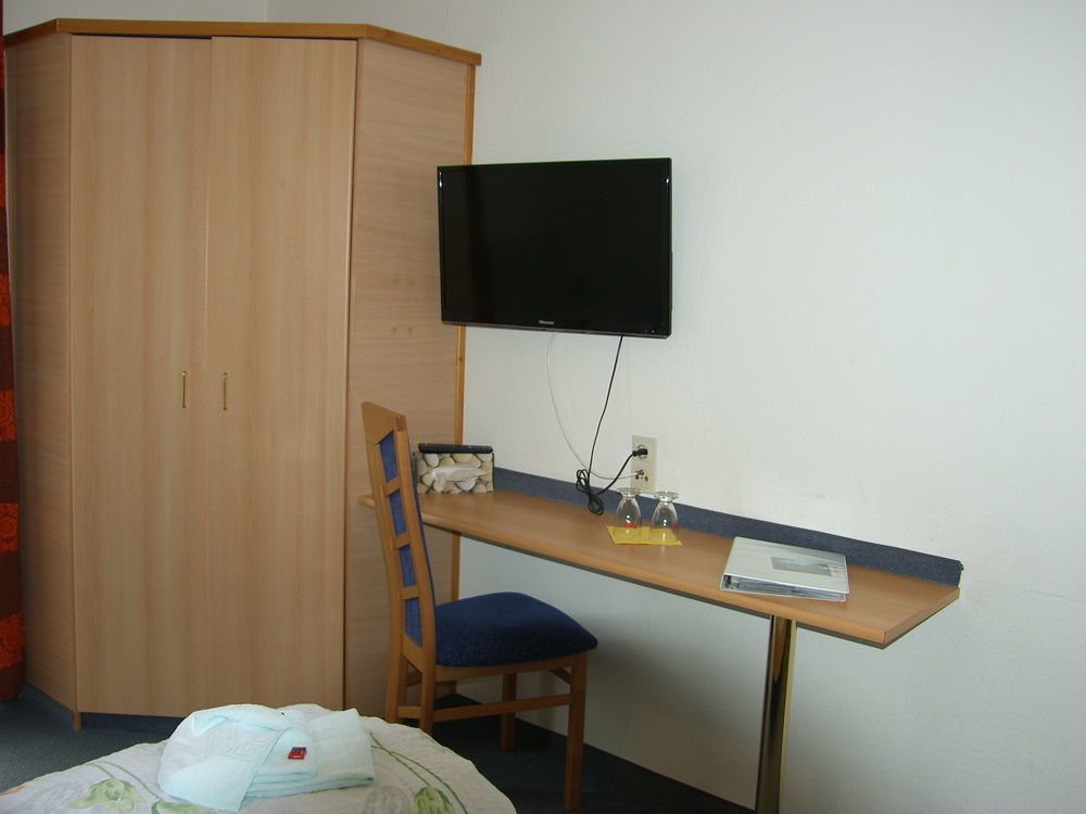 Garni Hotel Adler Post Baiersbronn Esterno foto