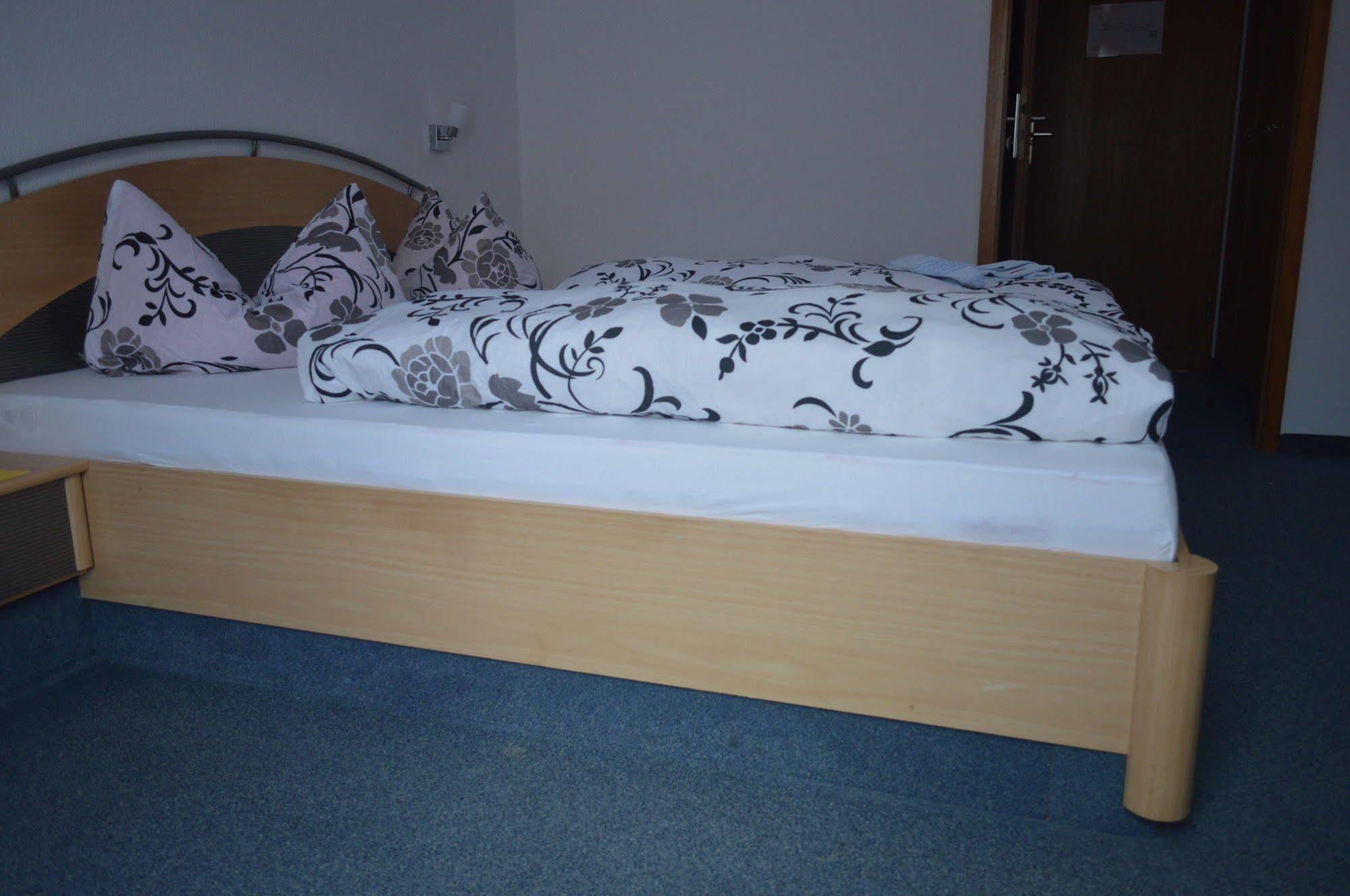 Garni Hotel Adler Post Baiersbronn Esterno foto